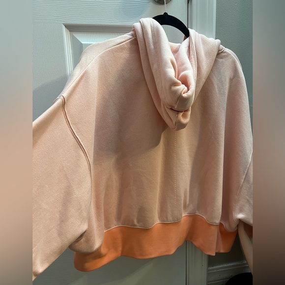 Nike jacket - Picture 3 of 4